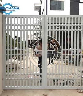 Cửa Cổng Sắt Hộp 2 Cánh